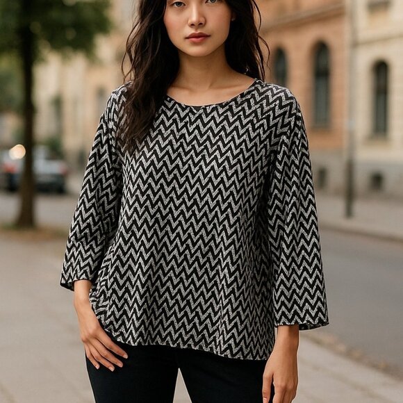 H&M Tops - H&M Chevron Zig Zag Long Sleeve Knit Top L Oversized Boxy Fit Casual 3/4 Sleeves